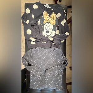 ✨Disney X H&M Girls' Navy Sweatshirt with Minnie Face and White Heart Polka Dot